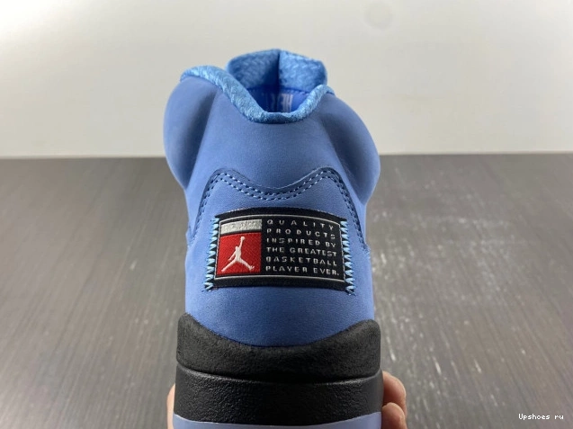 5  “UNC” DV1310-401 Jordan Air RETRO 1228